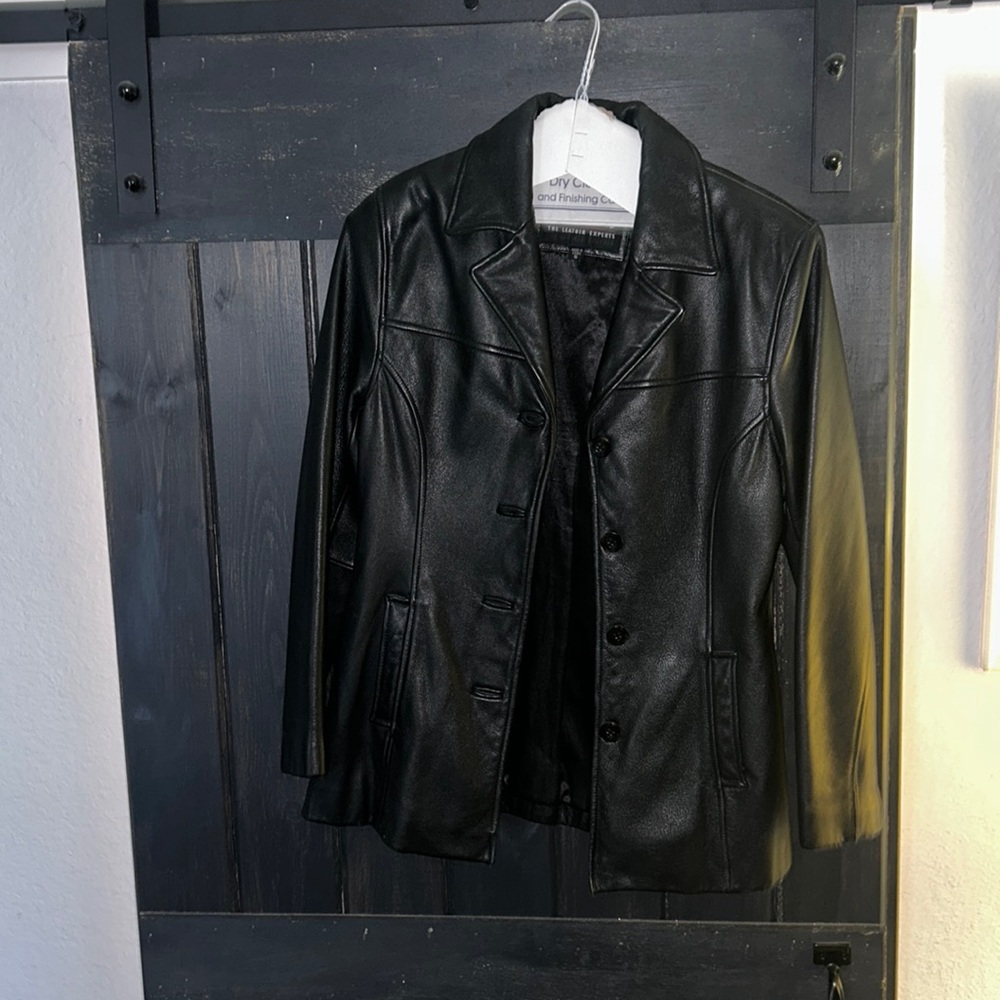 Wilson’s 100% Genuine Women’s Leather Jacket